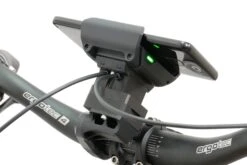 Adaptateur Pivotant 90° Pour Bosch SmartphoneGrip -EBike24 Soldes adaptateur 900 pivotant bosch smartphonegrip monte avec option airtag 3840x2160