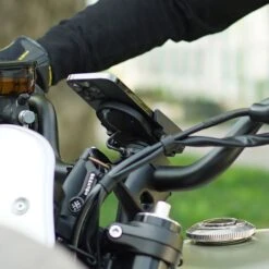 SP Connect Plus - Support Universel Avec Fonction De Charge -EBike24 Soldes sp connect plus support universel avec fonction de charge 5 3840x2160